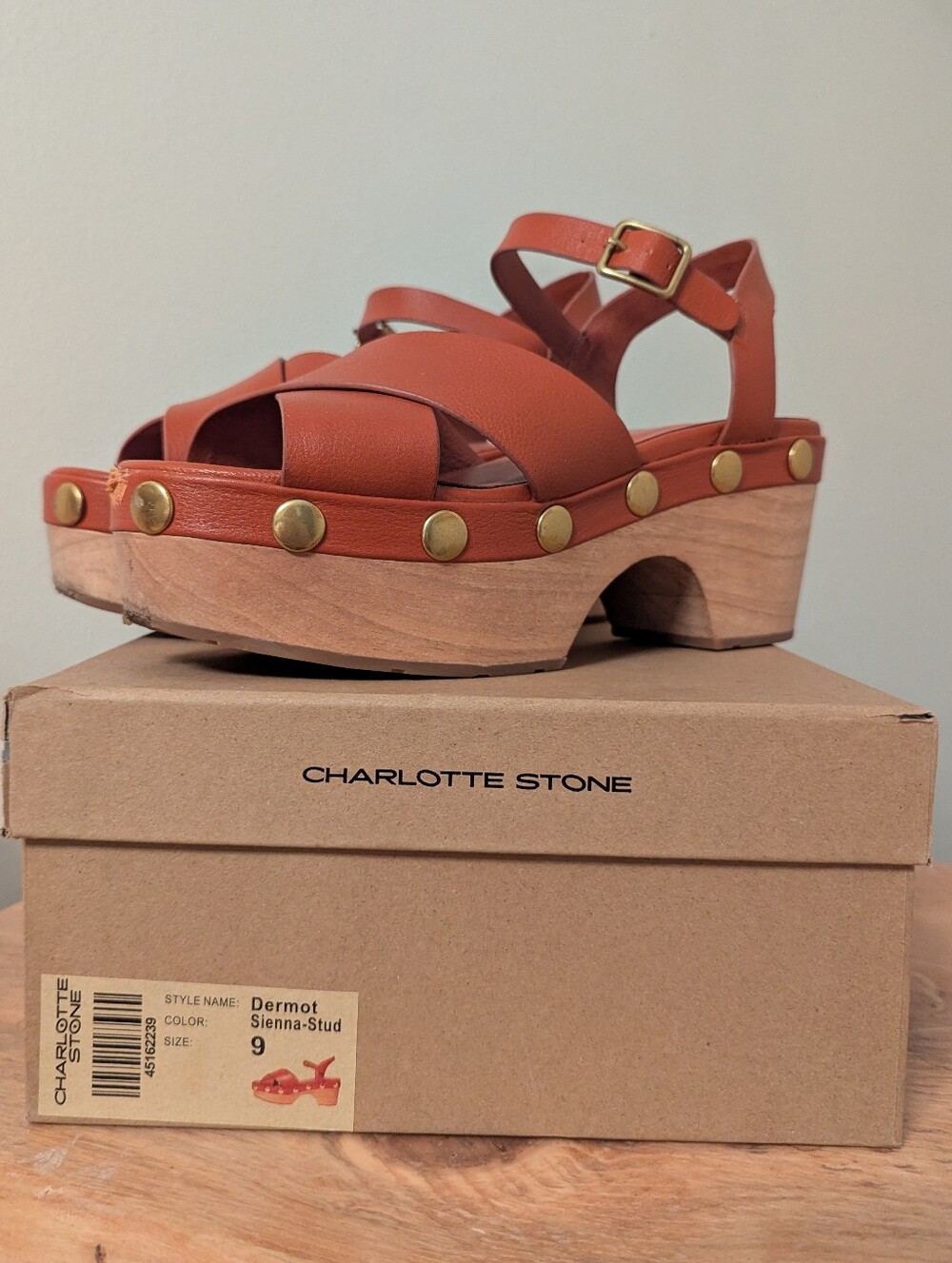 Charlotte Stone Dermot - Sienna Stud - Picture 3 of 16